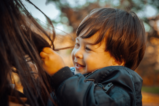 Juliana and her son Benjamin, photographed by Chris Auler.